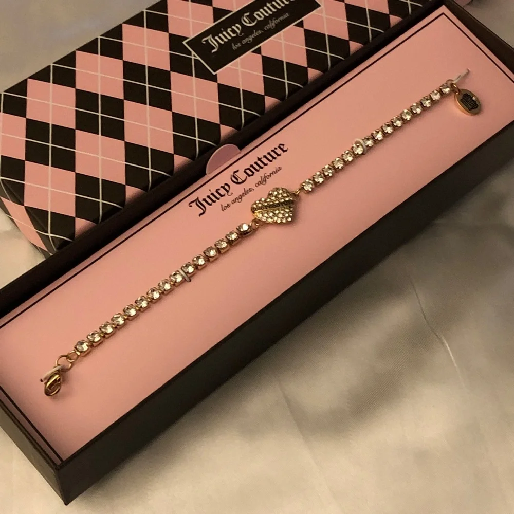 Juicy Couture Gold Tone Clear Crystal Tennis Bracelet Fixed Heart Charm NIB